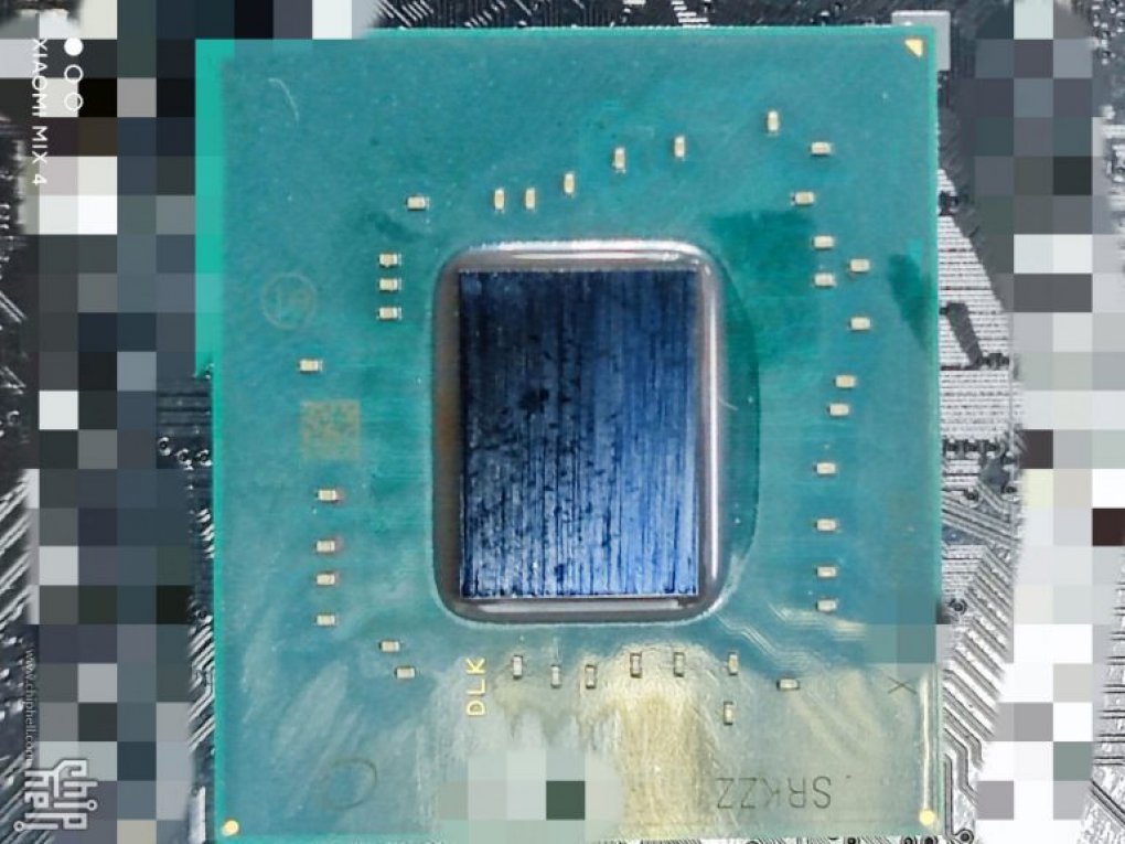 Alder Lake S: Erste Bilder des Z690 (3)