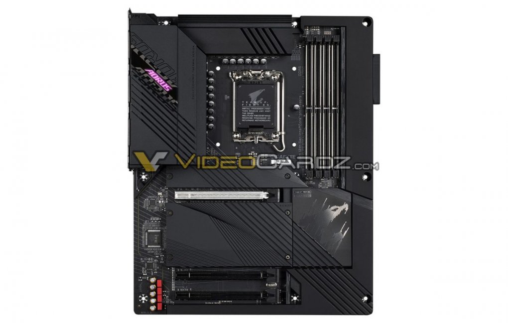 Gigabyte: Neues Z690-Mainboard und RTX 3070 im Stealth-Design