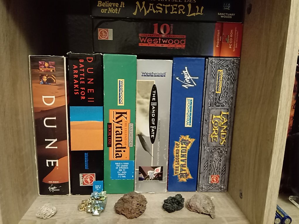 Spieleboxen mit Westwood-Titeln