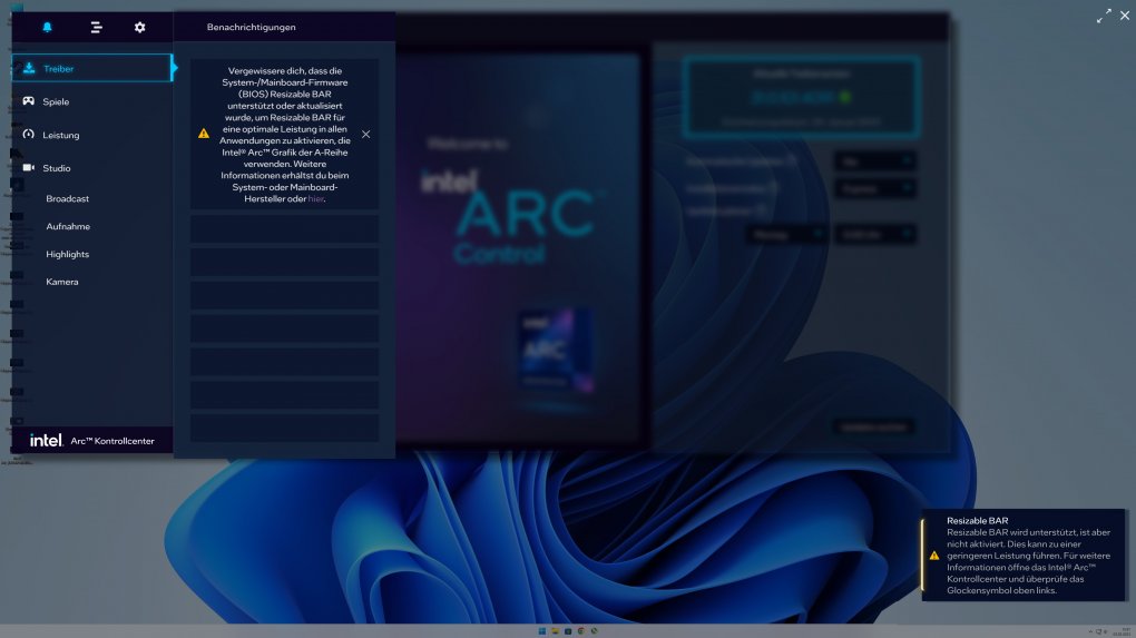 Intel Arc: Der Status von Resizable BAR (ReBAR/rBAR) wird vom Treiber geprüft. Fehlt das Feature, geht reichlich Leistung verloren.