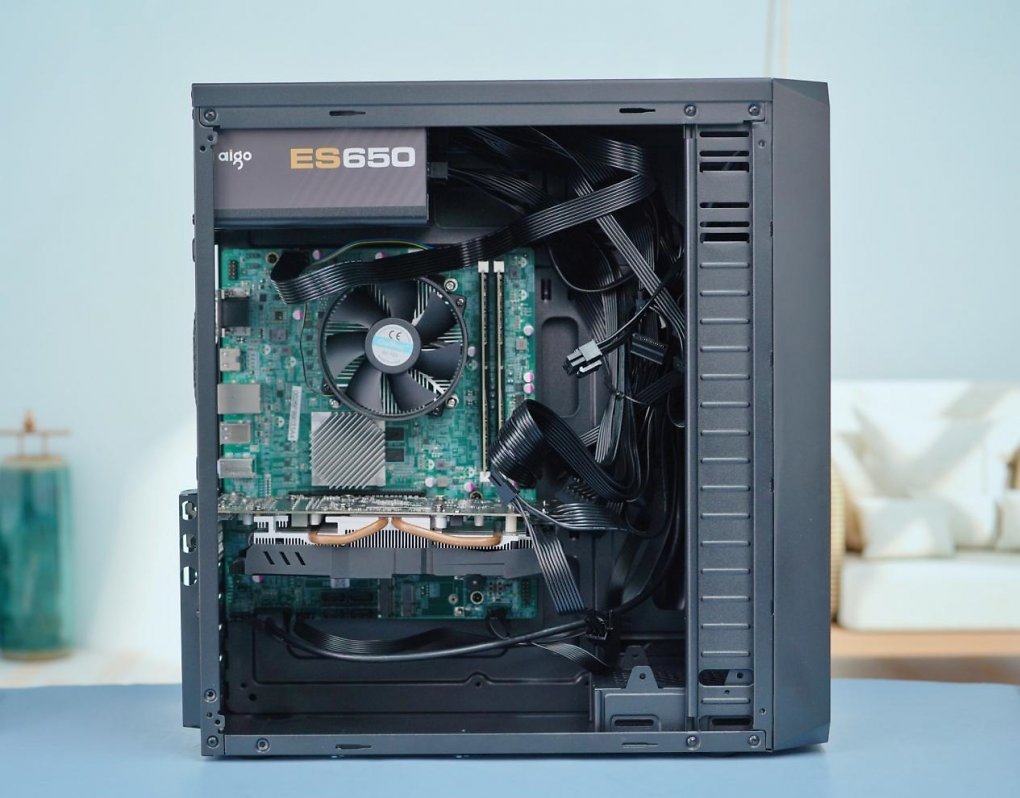 Der erste Gaming-PC mit Loongsoon 3A6000 und AMD Radeon RX 580