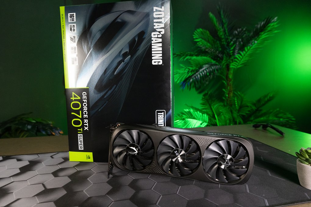 Zotac Gaming GeForce RTX 4070 Ti SUPER Trinity Black Edition