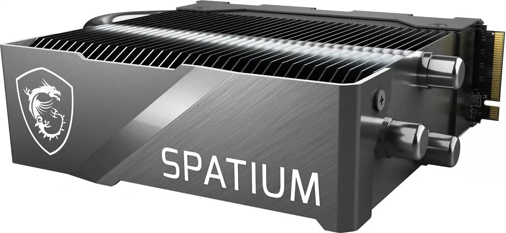 Die SSD setzt auf drei Heatpipes, die die Wärme vom PCB zu den Lamellen ableiten.