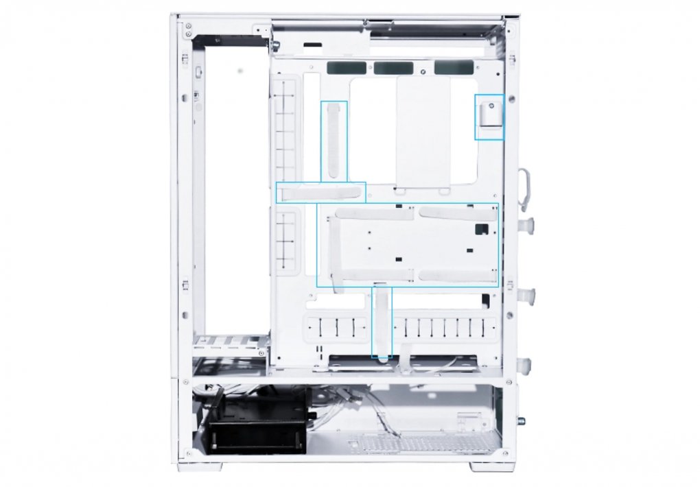 Rückseite des Mainboardtrays. Darunter befindet sich der Zugang zum Netzteil und den Laufwerken.