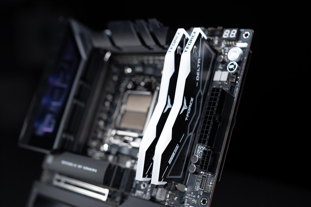 Asus ROG Crosshair X870E Hero