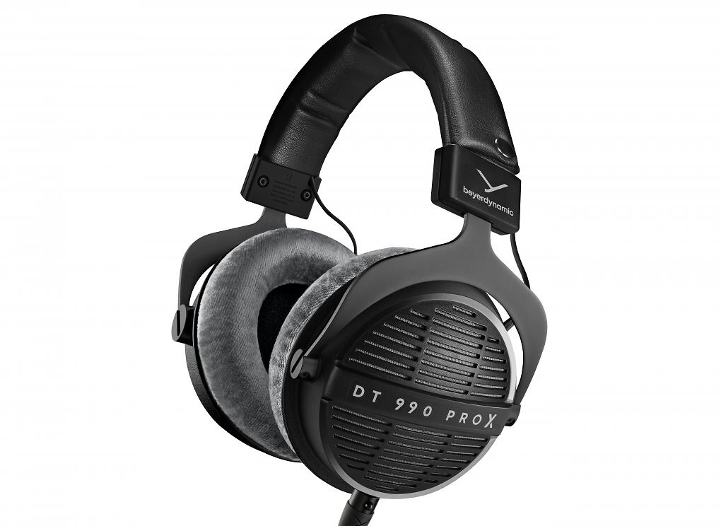 Neu am Beyerdynamic DT 990 Pro X ist unter anderem das abnehmbare Kabel mit Mini-XLR-Anschluss.