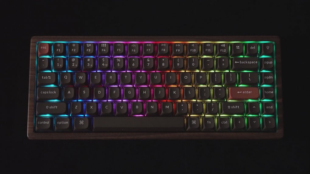 Auch die Sonderedition verfügt über eine RGB-Beleuchtung.