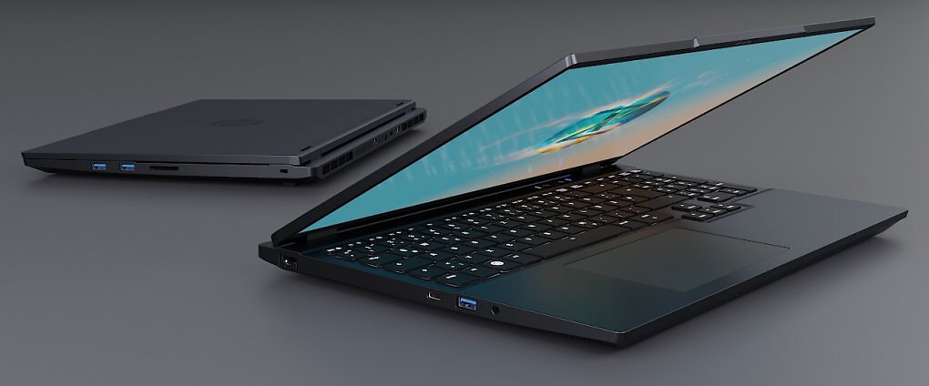 Seitenansicht des Tuxedo Infinitybook Max 16 (AMD).