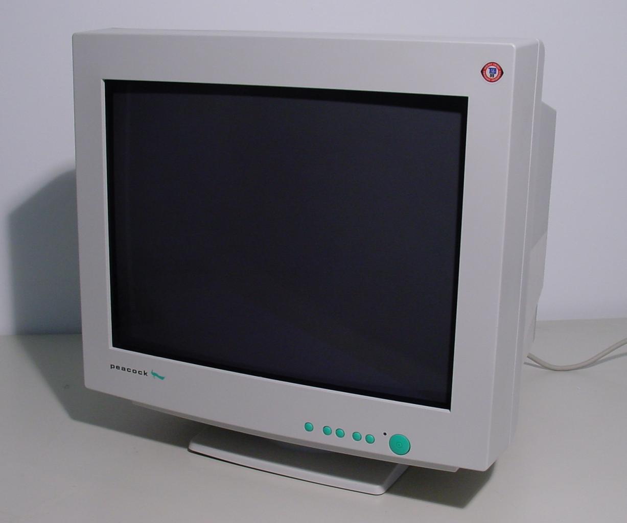 [29/11/2001] ABGESICHERT: Peacock bietet nicht nur gute Qualität, sondern auch 36 Monate Garantie mit Vor-Ort-Service.
