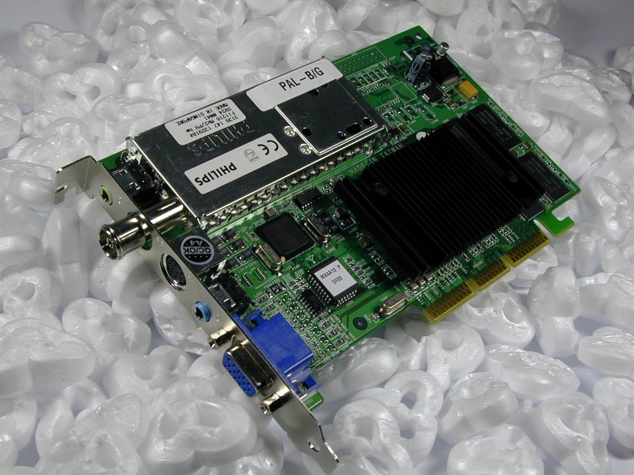 [05/12/2001] TV-Box: Dank des Philips-TV-Tuners können Sie mit der VideoStation den PC problemlos zum Fernseher umfunktionieren.