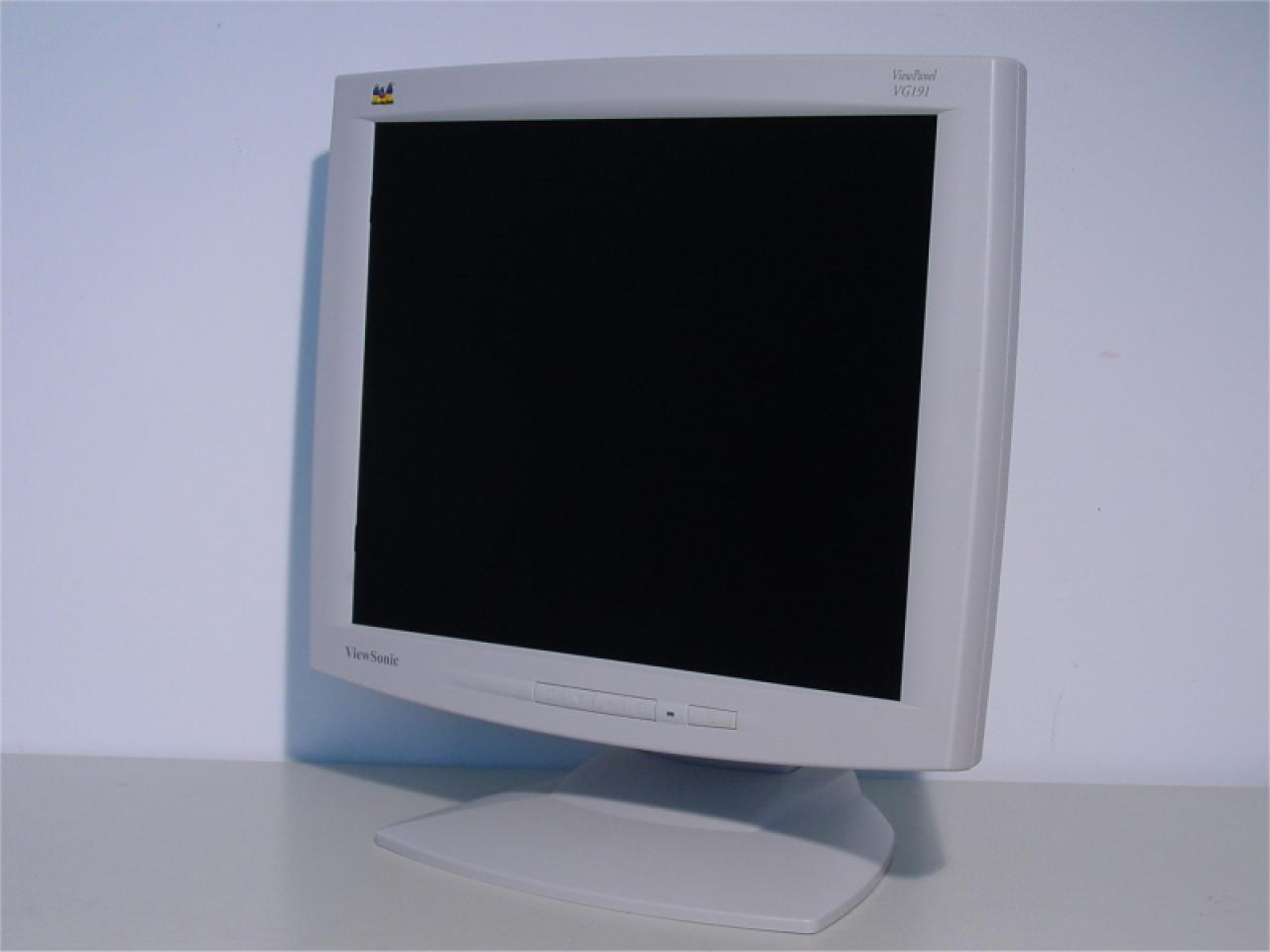[10/04/2002] 