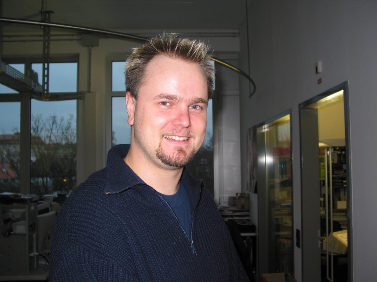 [18/12/2002] Hier haben Sie die einmalige Gelegenheit das Gebiss von Herrn Haake zu bewerten.