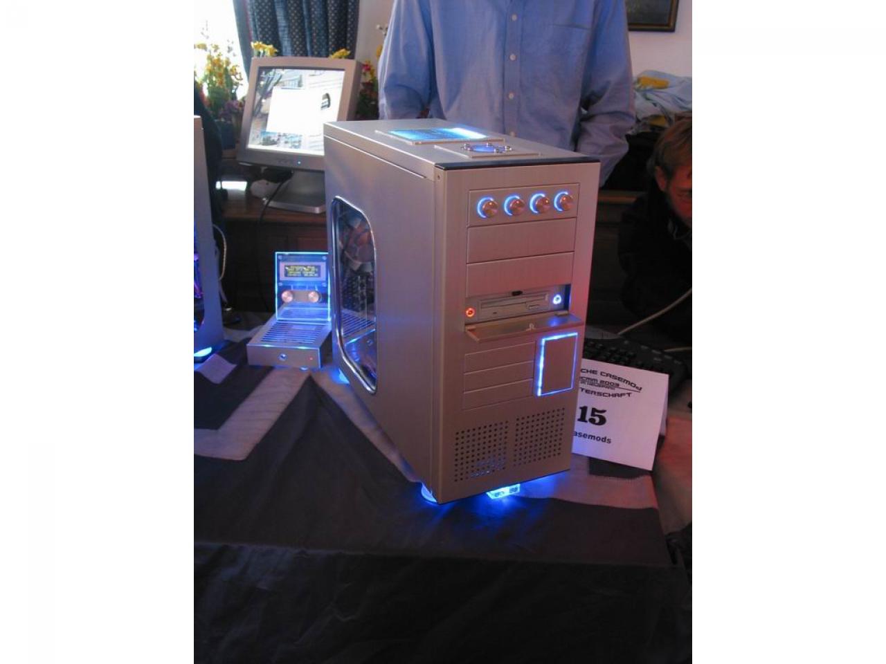 [17/04/2003] Der zweite Platz bei den Casemods sieht unspektakulär aus, hat aber viele gelungene Detaillösungen.