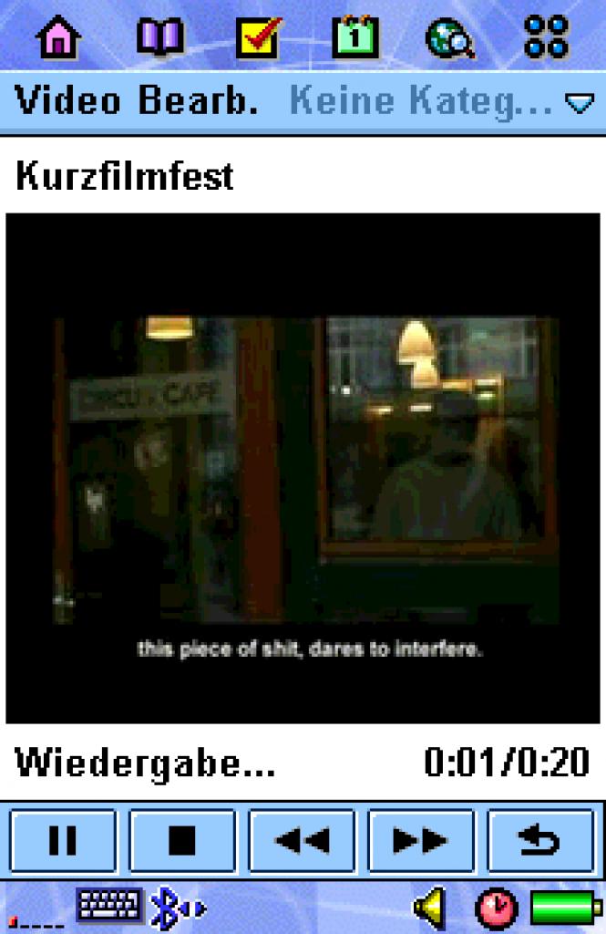 [19/09/2003] Das P800 spielt auch Filme ab.