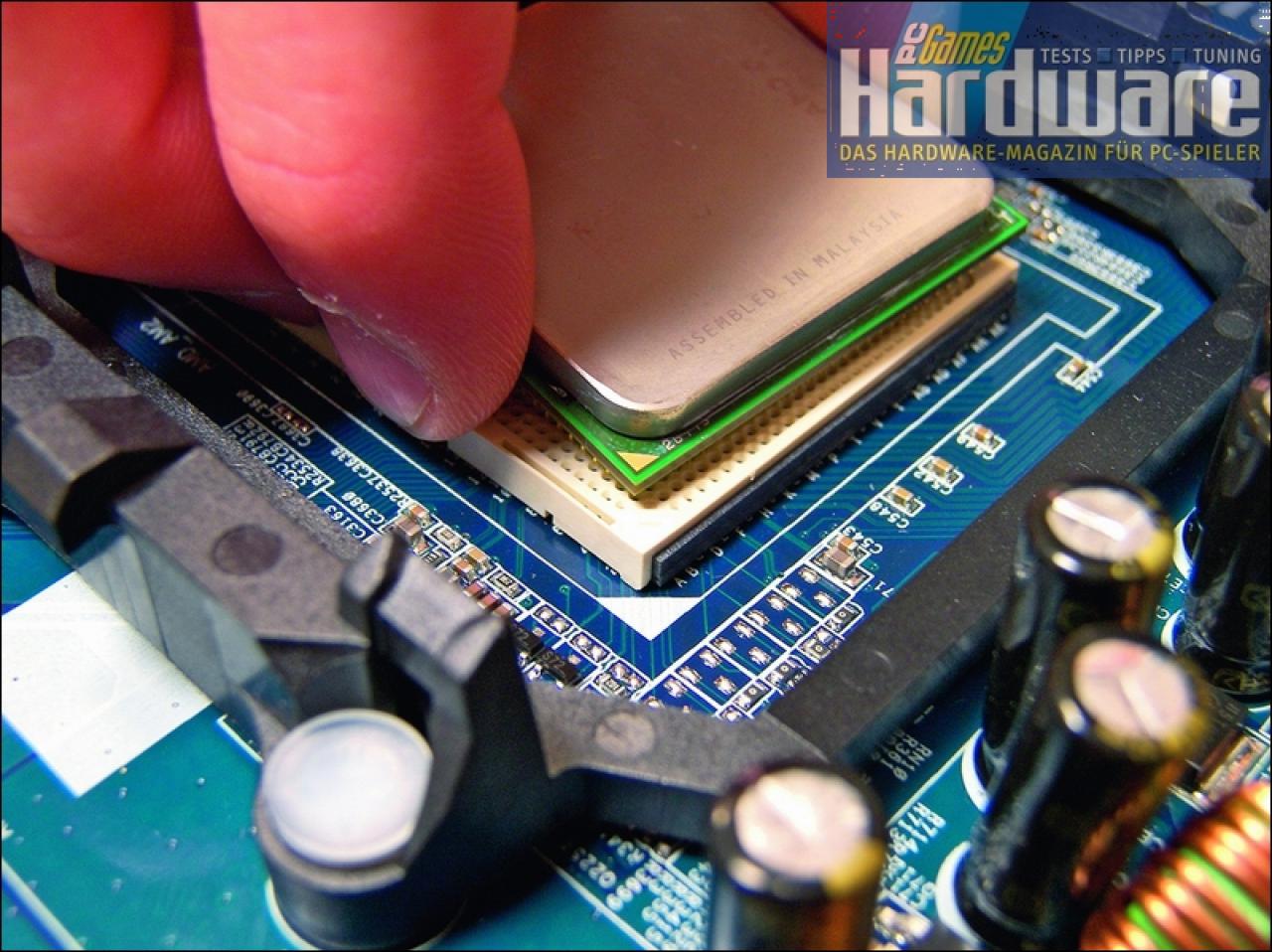 [31/08/2006] Die CPU wird eingesetzt.