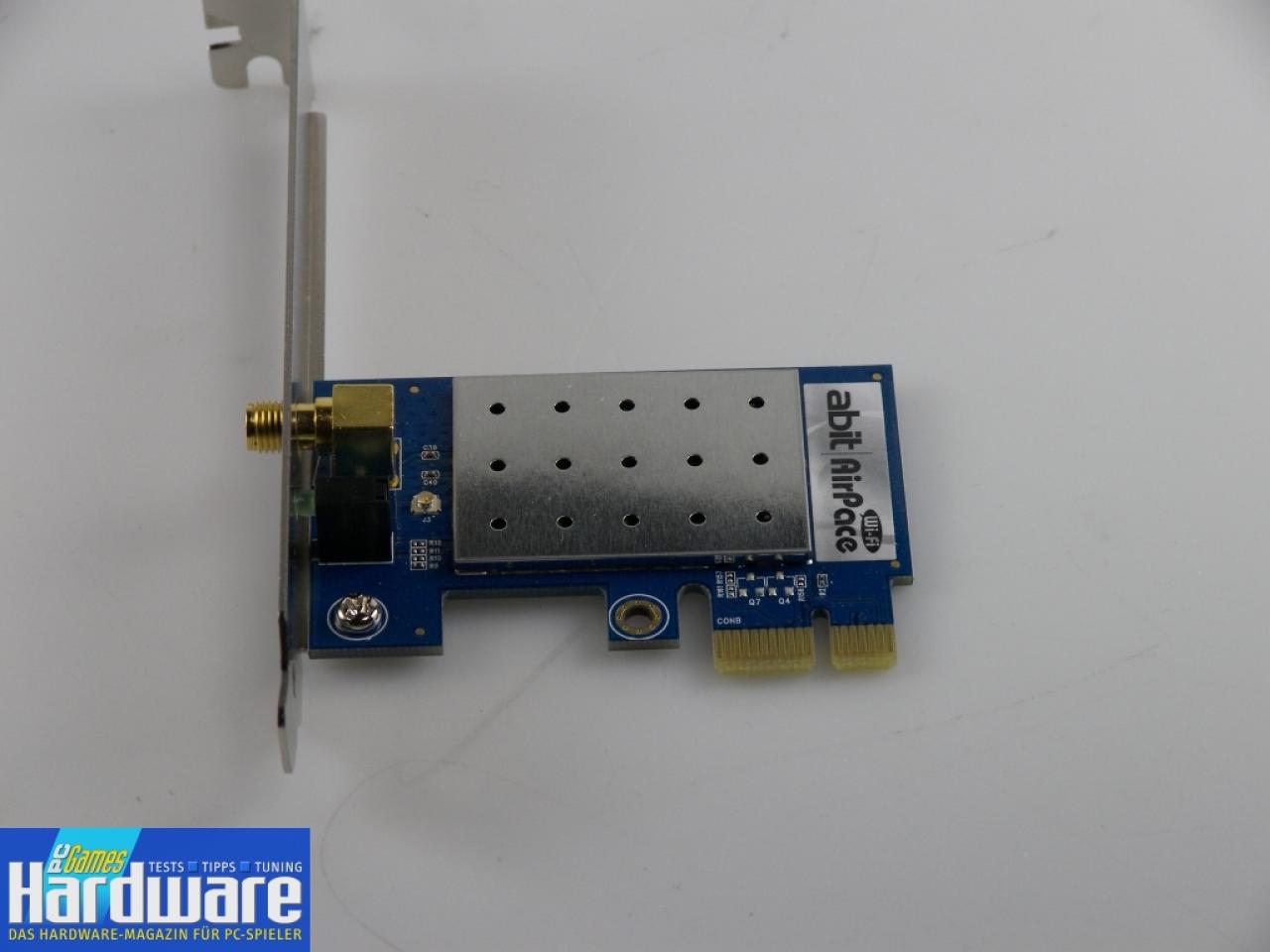 [18/01/2007] Die WLAN-Karte ist für PCI-E-x1-Slots geeignet.
