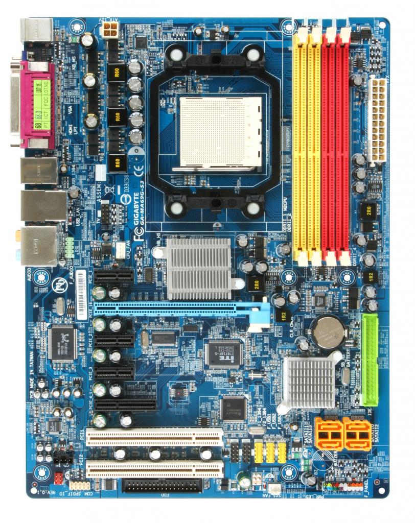 [04/04/2007] Quelle: DailyTech.comDas GA MA69G-S3H für ATX.