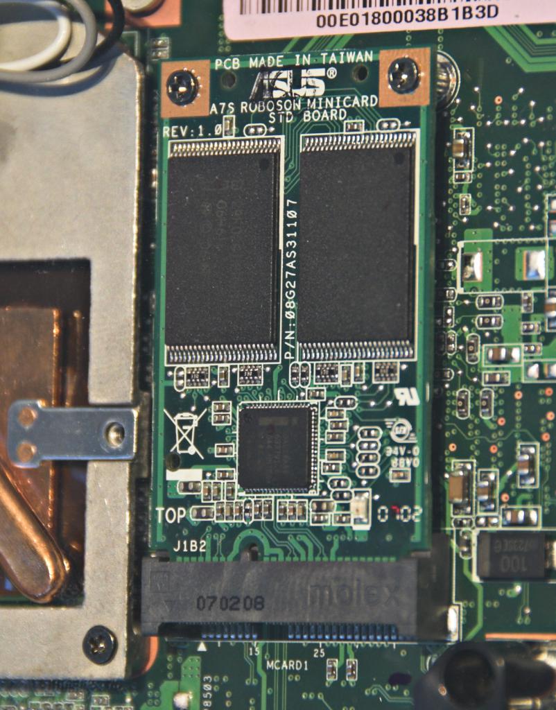 [18/05/2007] Ein Robson-Modul mit leichtem Sprachfehler (Bild: PC Games Hardware)
