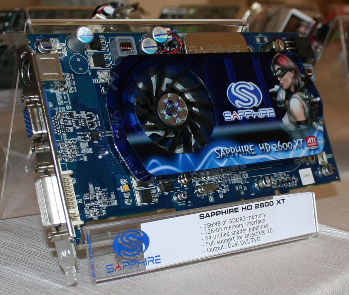 [05/06/2007] Durch den verbauten Universal Video Decoder wird auch auf AGP-Rechnern das Abspielen von HD-DVD- und Blu-Ray-Filmen möglich.