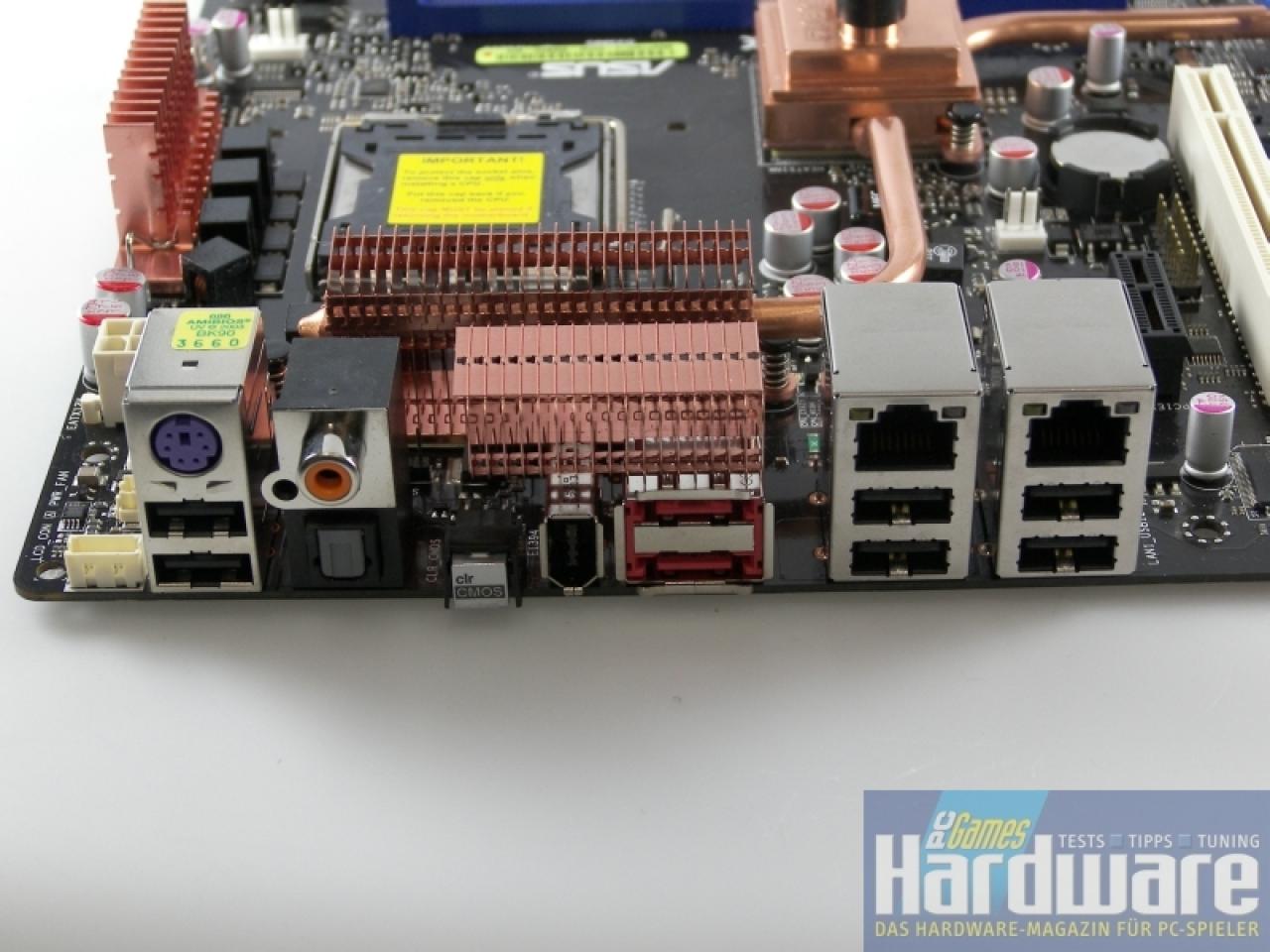 [29/06/2007] An der I/O-Blende: Clear-CMOS-Schalter (Quelle: PCGH).