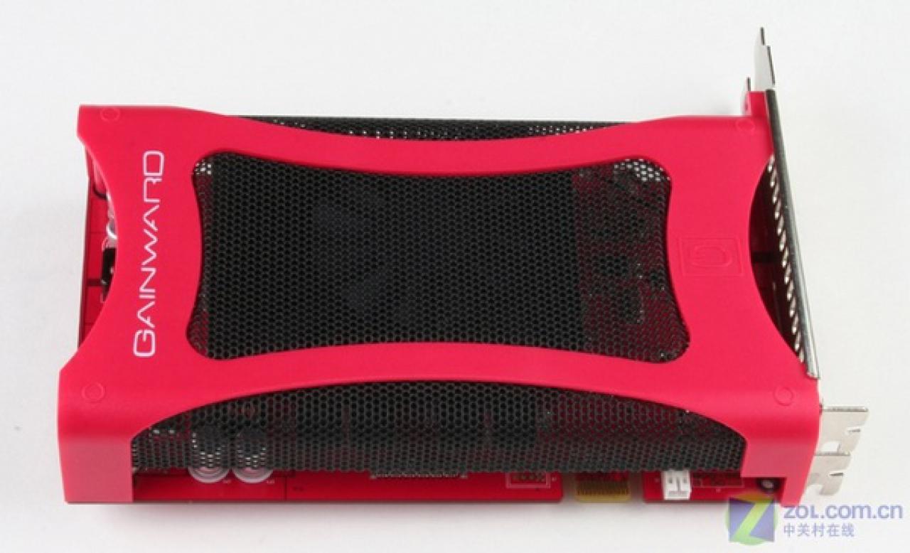 [31/07/2007] Gainward 8600 GT 1 GiB (Bild: Zol.com.cn)