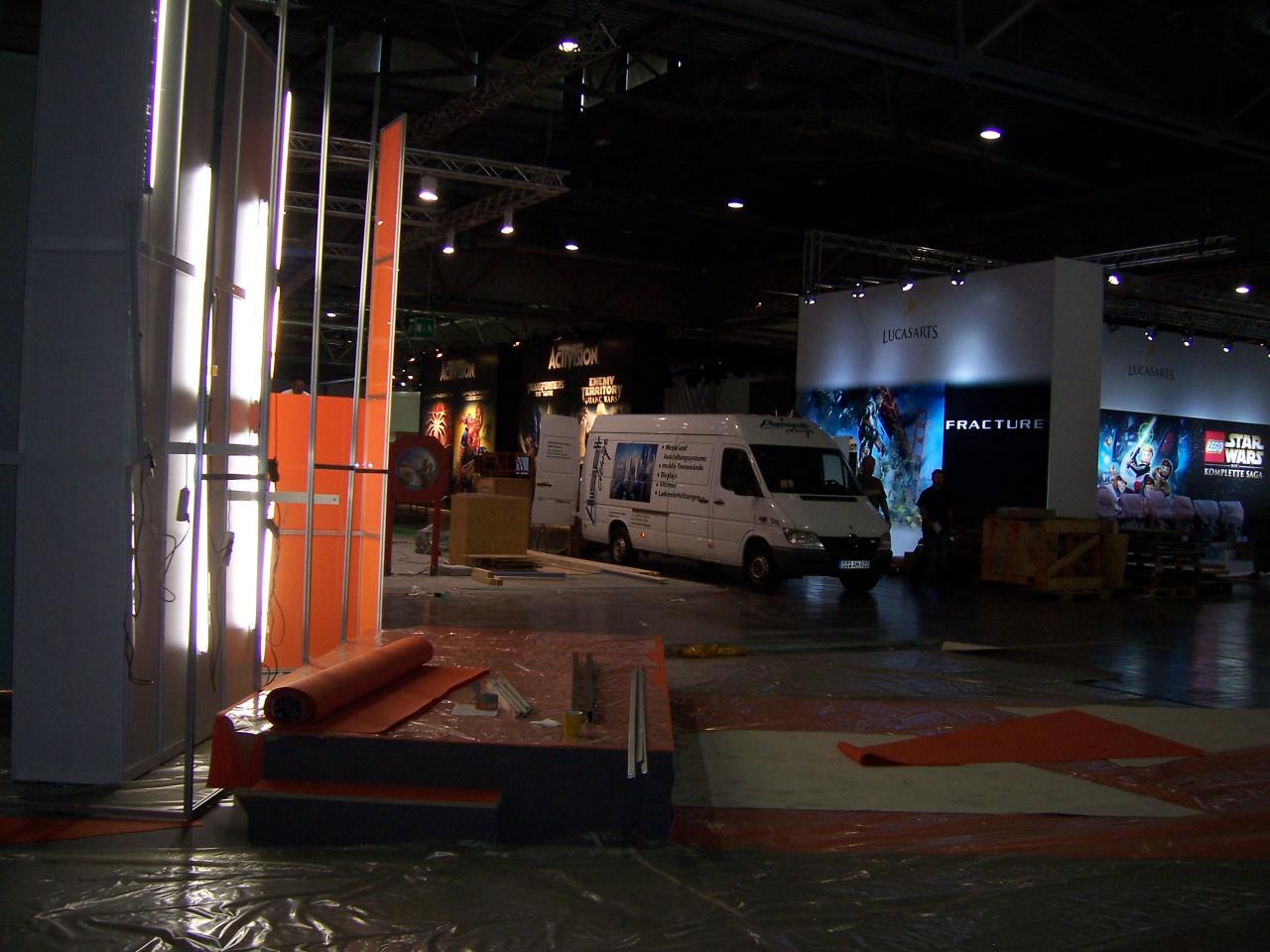 [20/08/2007] Erste Fragmente des Computec Standes - direkt neben Lucas Arts
