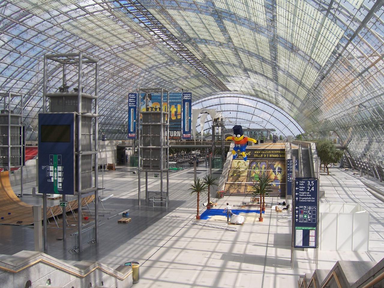 [20/08/2007] In der Eingangshalle heißt Sie Bart Simpson willkommen.