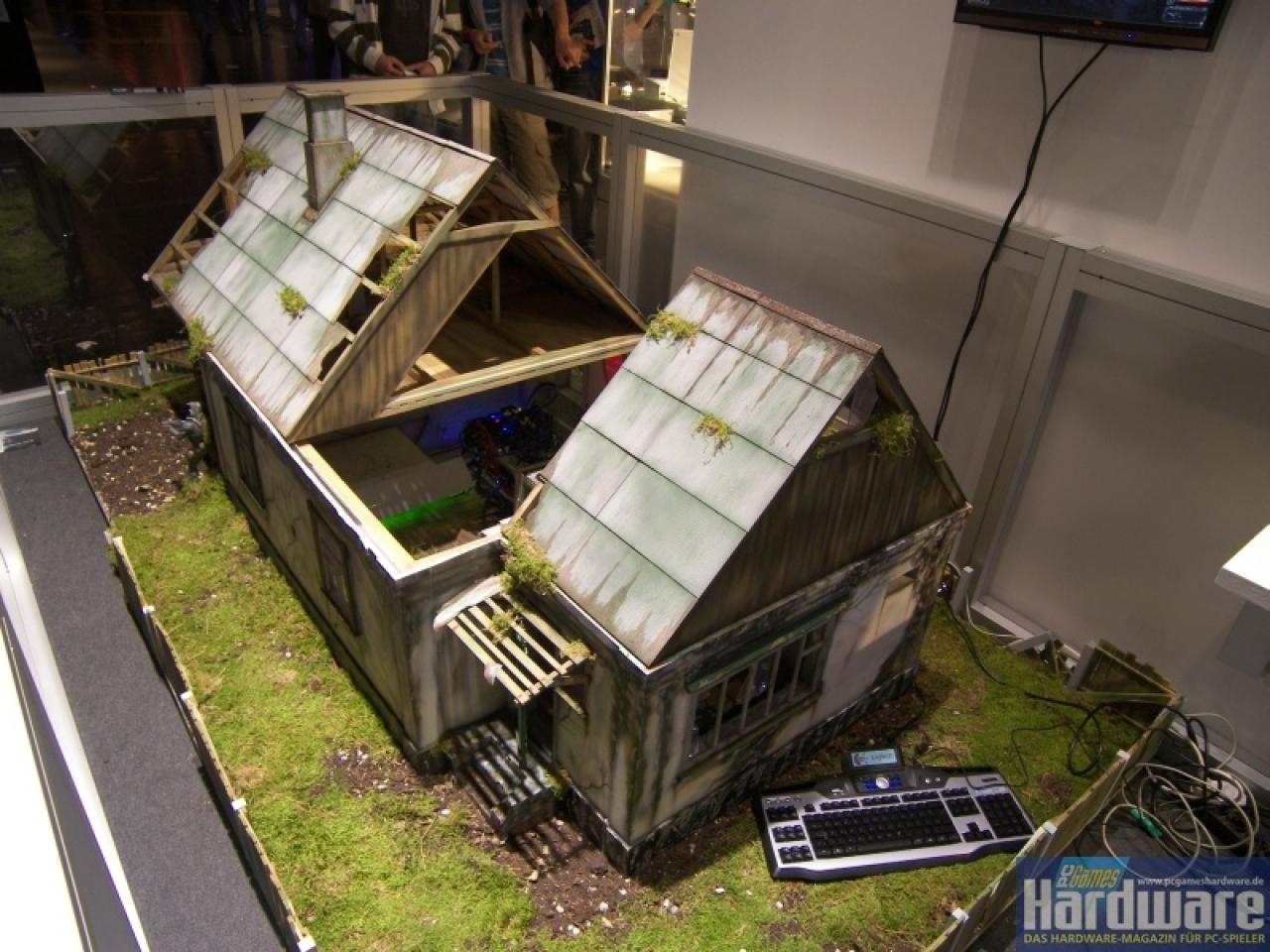 [24/08/2007] Asus zeigt Stalker-Casemod auf der Games Convention 2007