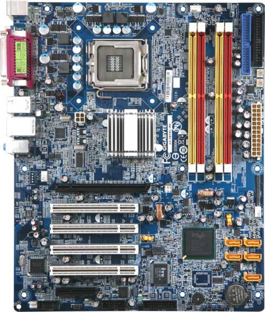 [21/08/2007] Erstes Bild von Gigabytes GA-5BXWV-RH-Platine mit Intels X38-Chipsatz.