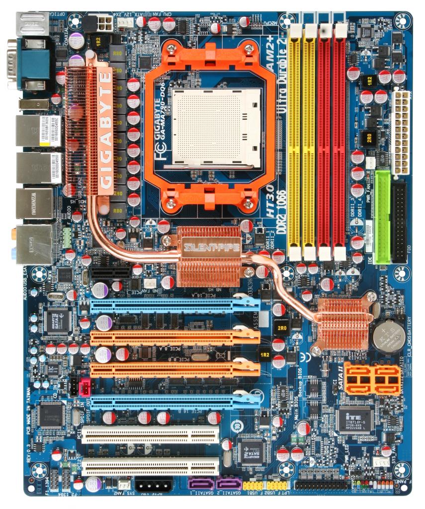 [28/08/2007] RD790-Board von Gigabyte