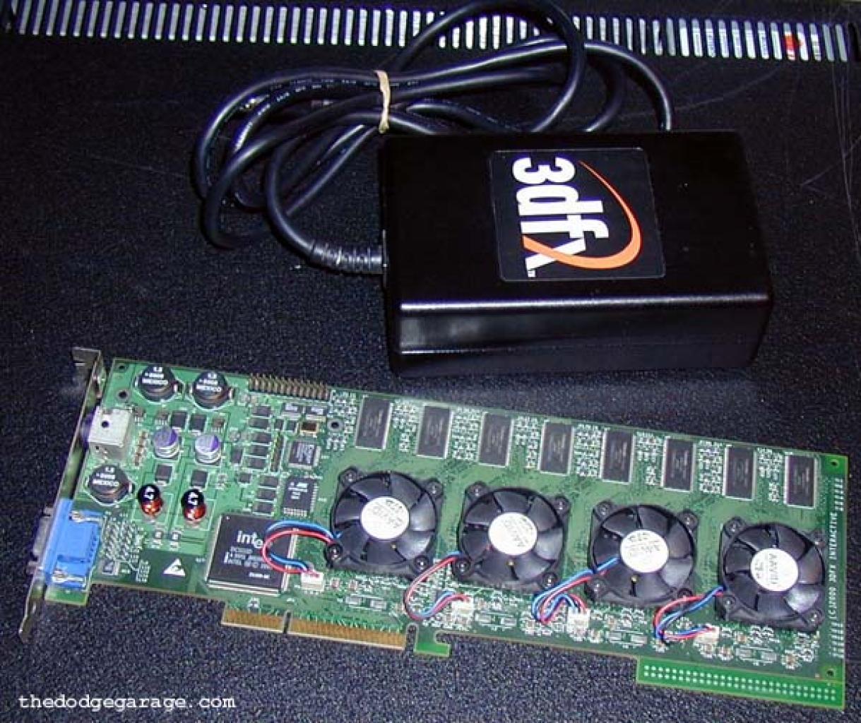 [15/08/2007] Ältere Revision der V56k mit Voodoo Volts (Quelle: thedodgegarage)