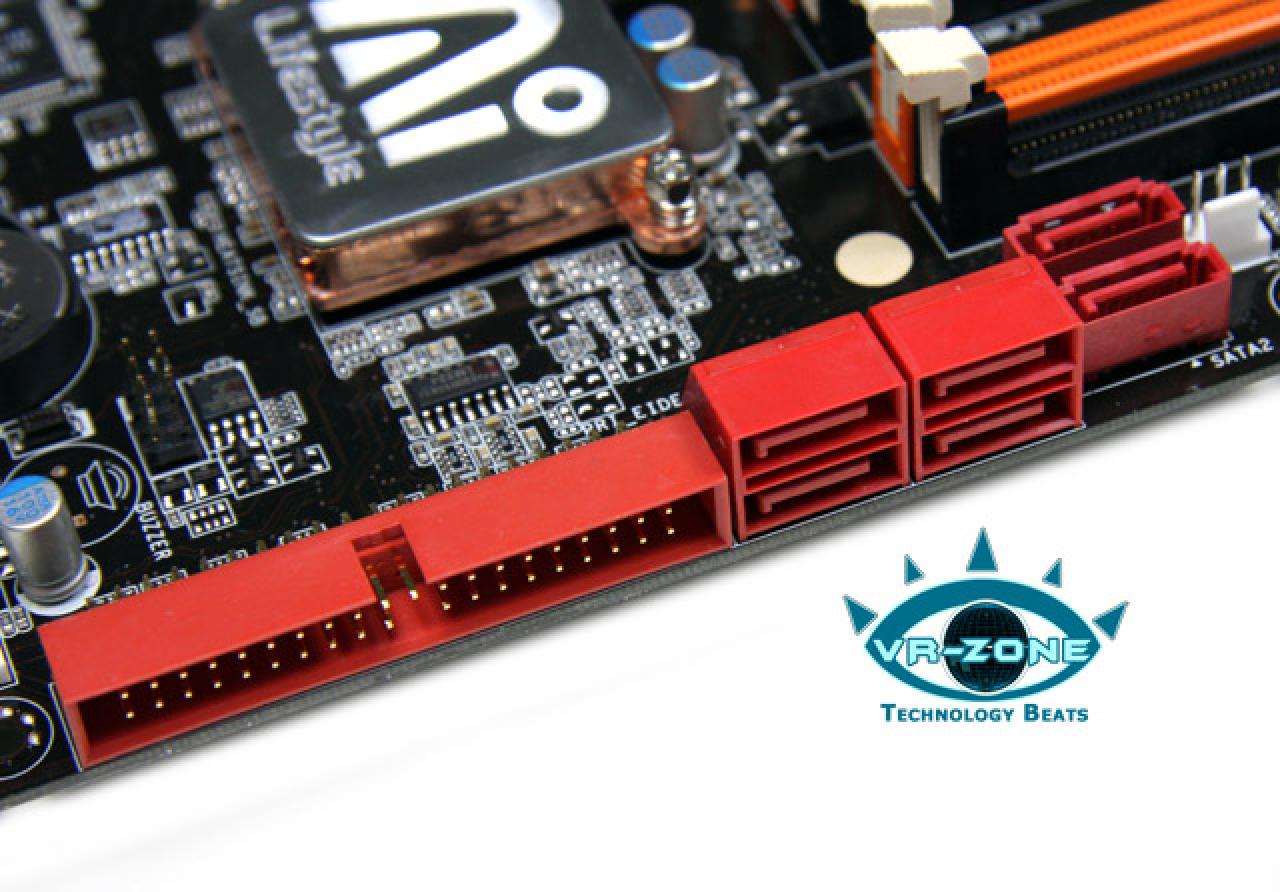 [03/09/2007] Asus P5E3 Deluxe (Bild: VR-Zone)