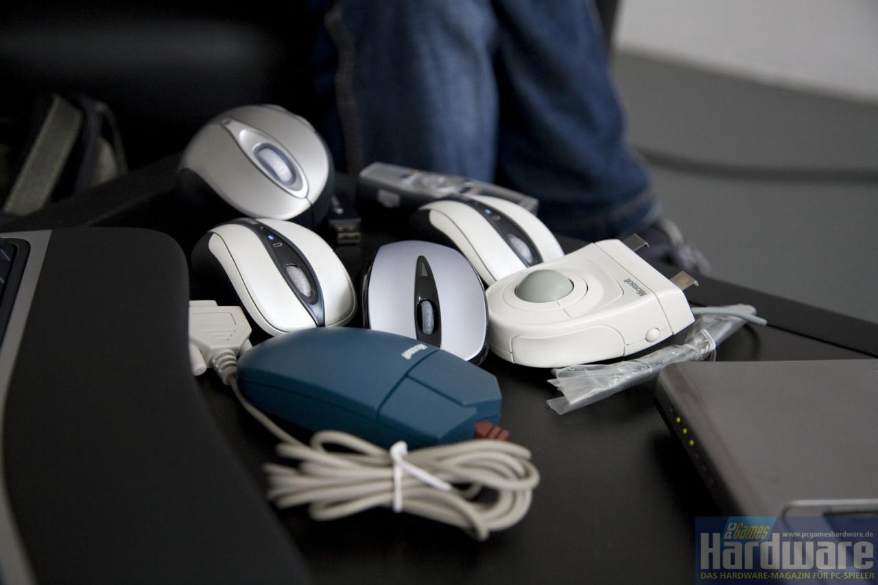 [18/09/2007] Das interessanteste Produkt dürfte rechts der Trackball für Laptops sein.
