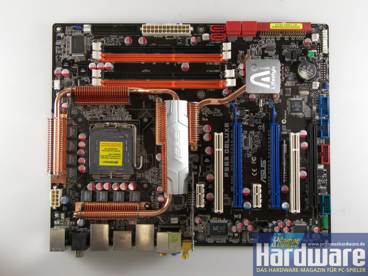 [26/10/2007] Asus P5E3 Deluxe Wifi-AP @n (Bild: PCGH)