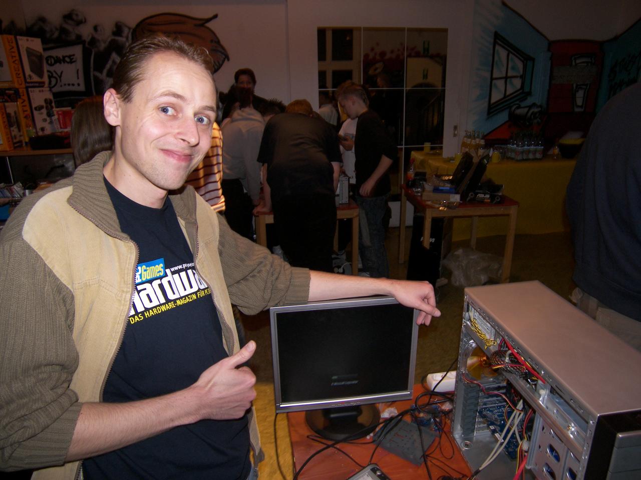 [07/11/2007] PCGH verschenkt Hard- und Software im Wert von 5.000 Euro.