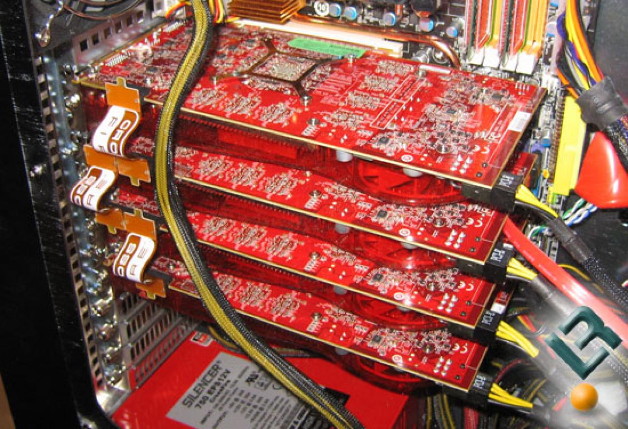 [15/11/2007] Das ganze dürfte dann etwa so aussehen. Nur dass die Karten zwei GPUs haben. (Bild: legitreviews.com)