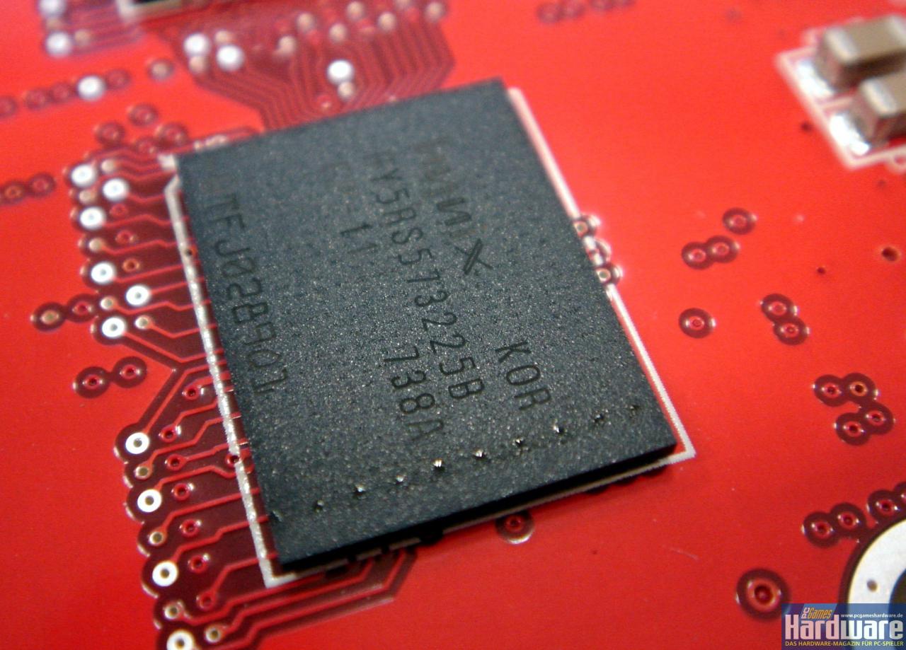 [07/12/2007] Sapphire HD2900 GT Hynix-GDDR3-RAM mit 1,1 Nanosekunden Zugriffszeit (Bild: PCGH)