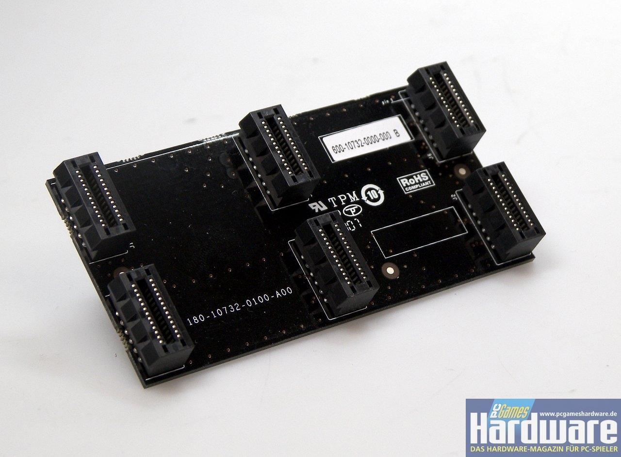 [12/12/2007] Nvidia 3-Wege-SLI: Spezielle Brücken benötigt (2)