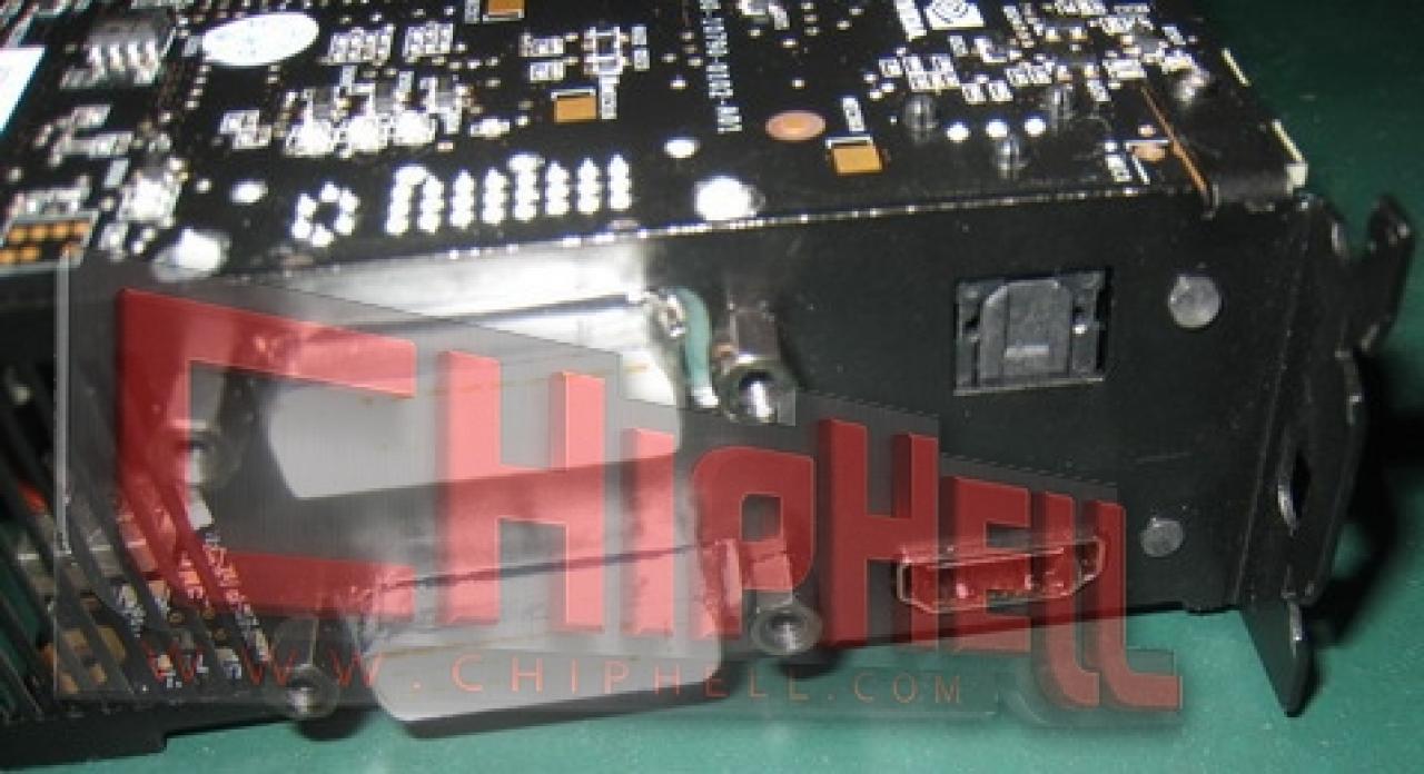 [24/01/2008] Geforce 9800 GX2: Prototyp - Weitere Bilder finden Sie in der Galerie (Bild: Chiphell)