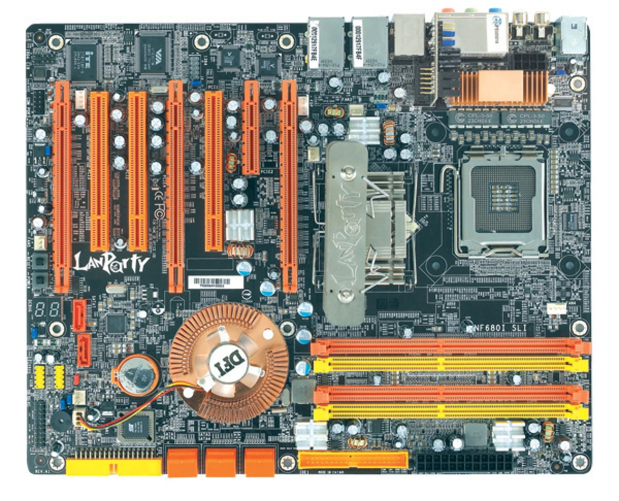 [03/01/2008] ...und DFIs LanParty UT NF680i SLI-T2R sollen dank BIOS-Update mit Intels Penryn-CPUs zurechtkommen.