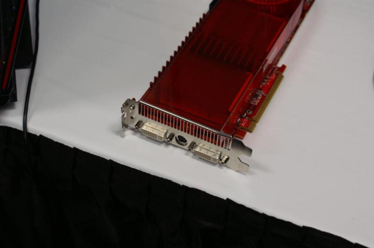 [08/01/2008] Radeon HD3870 X2 im Referenzdesign