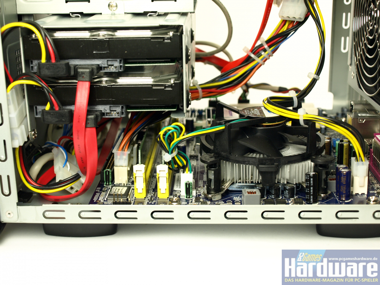 [11/01/2008] LEO Piranha Home Server: Laufwerke (Bild: PCGH)