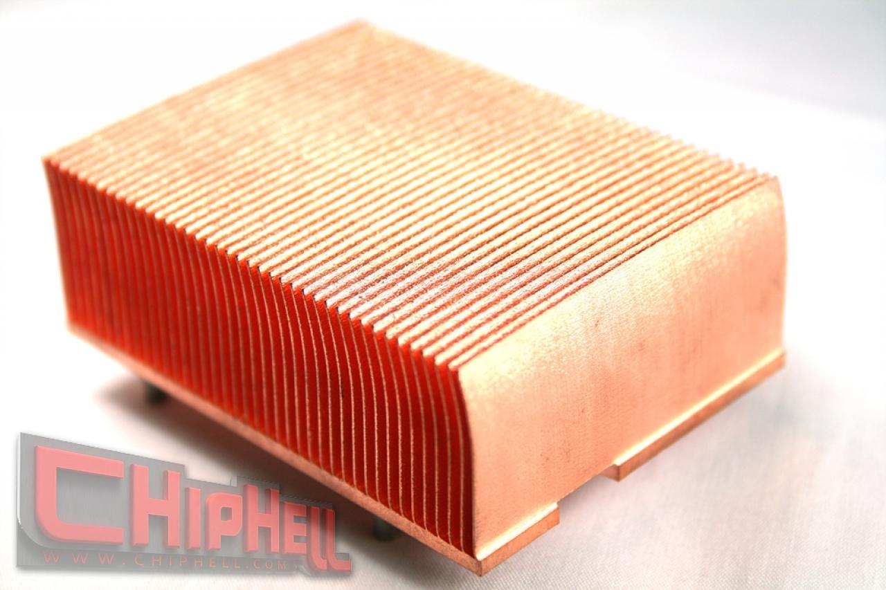 [20/01/2008] Radeon HD3870 X2: Zumindest den Kühler können Sie schon im Detail bewundern. 