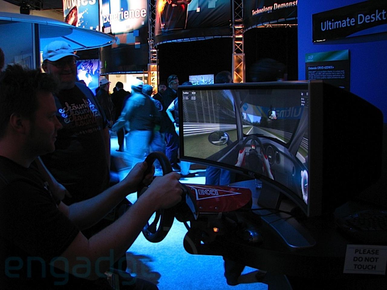 [10/01/2008] Nec Ostendo CRVD-42DWX+ (Bild: www.engadget.com)
