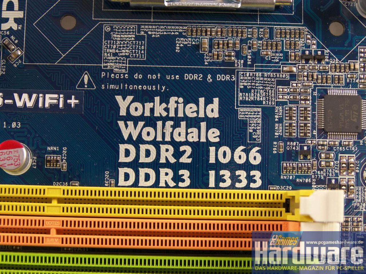 [17/01/2008] Asrock 4Core1600P35-WiFi+: Unterstützung fpr 45-Nanometer-Architektur von Intel (Bild: PCGH)