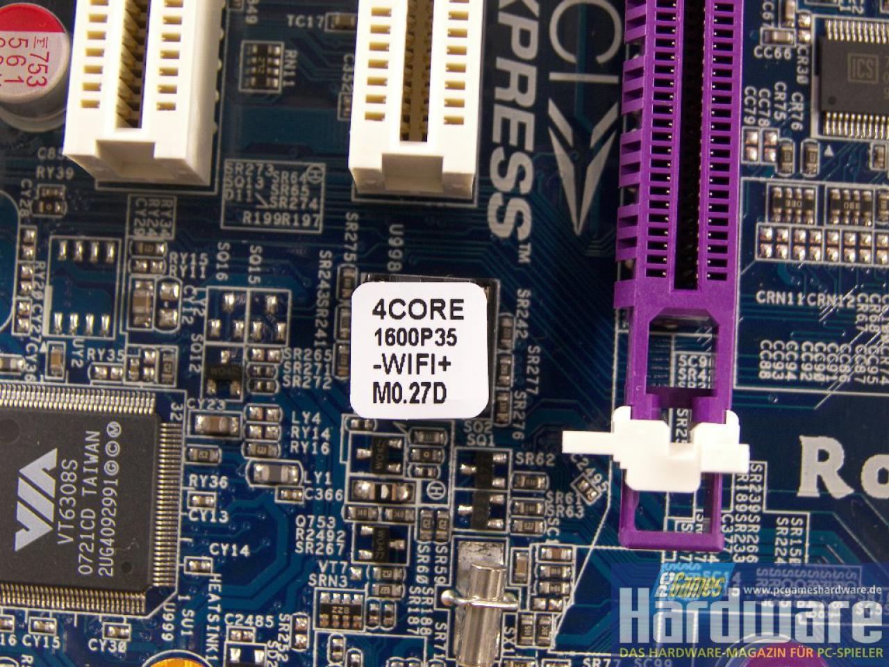 [17/01/2008] Asrock 4Core1600P35-WiFi+:Der Aufkleber zeigt, womit Sie es zu tun haben (Bild: PCGH)