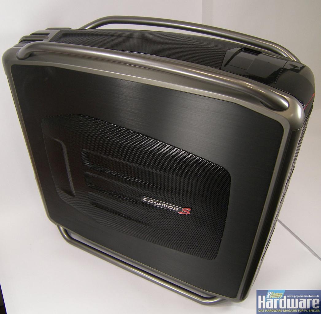 [22/02/2008] Cooler Master Cosmos S: Ansicht von Außen