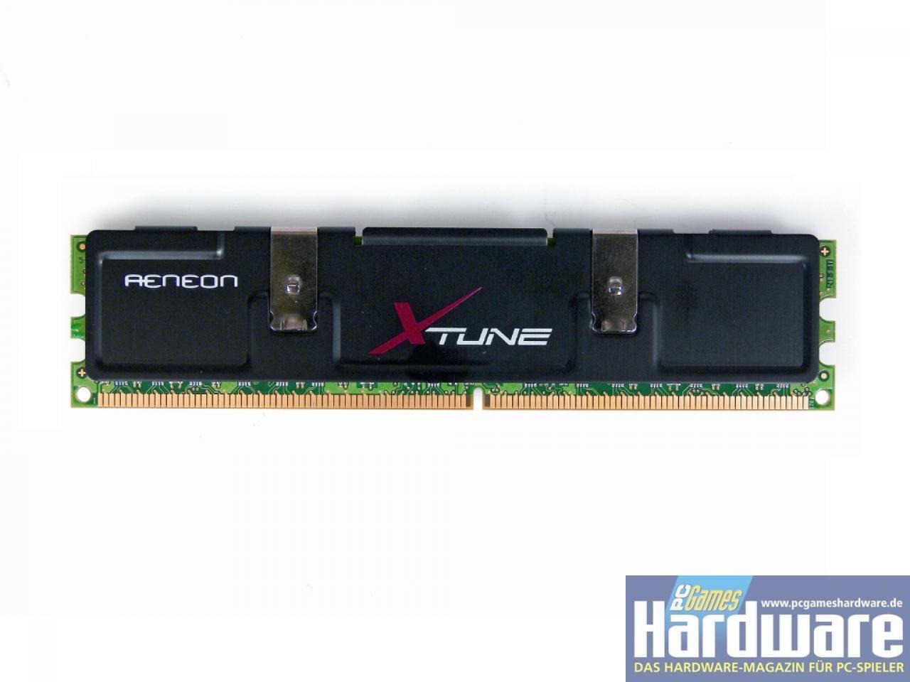 [07/03/2008] DDR2-1066, 2x 1.024 MiByte: Aeneon X-Tune AXT760UD00-19D (Bild: PCGH)