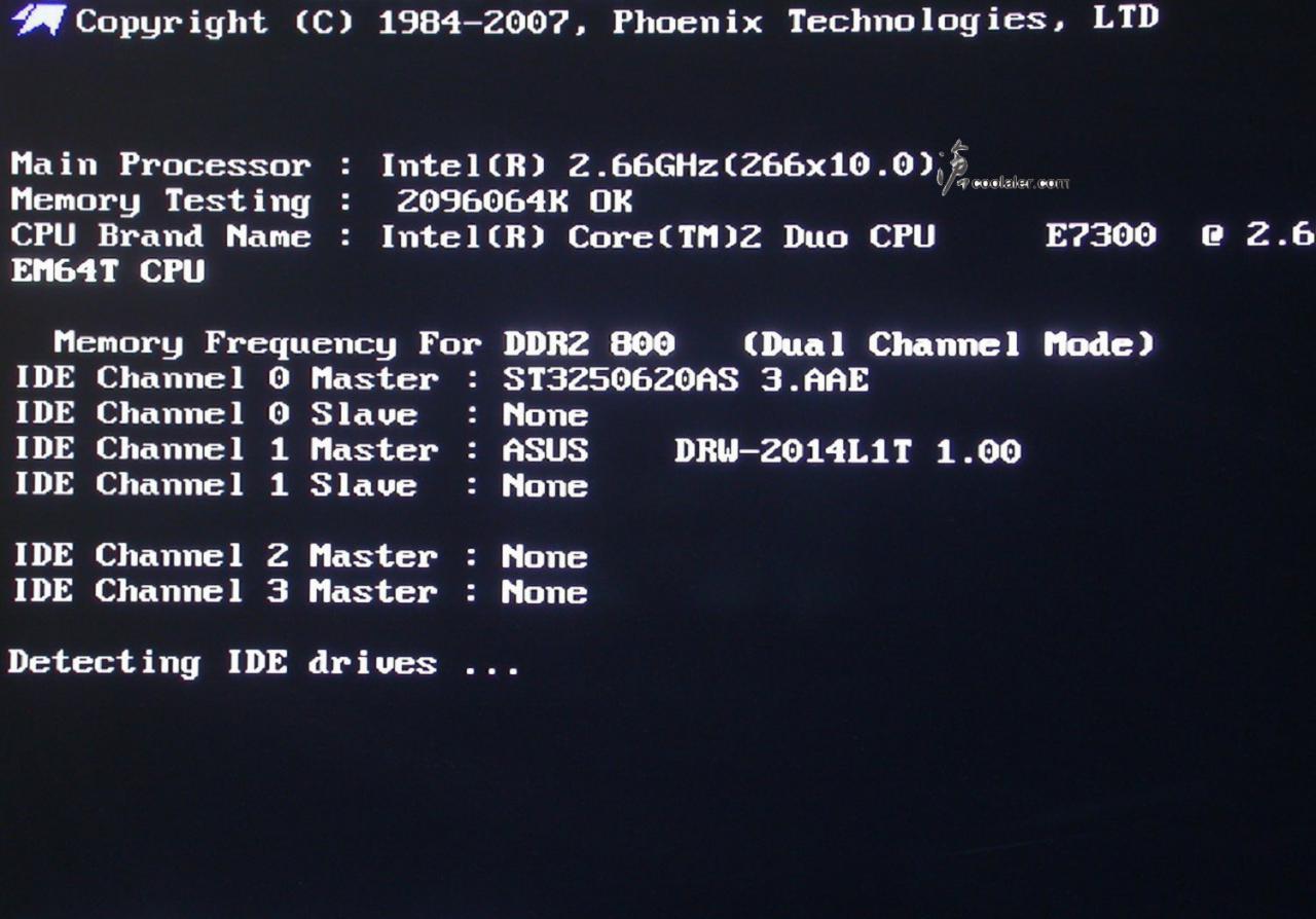 [12/03/2008] [Coolaler] Erste Bilder und Benchmarks zum Core 2 Duo E7300