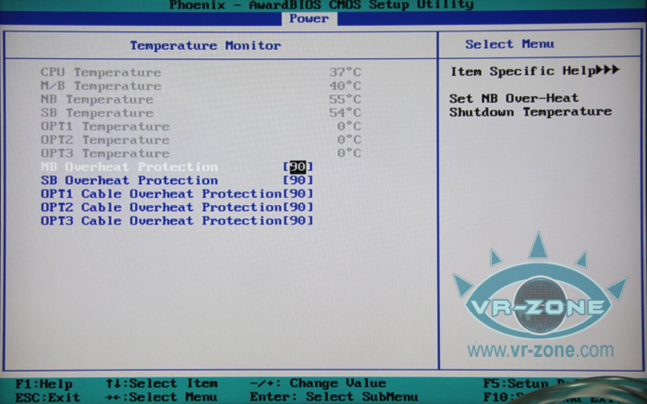 [15/03/2008] Asus Striker II Extreme 3-Wege-SLI mit nForce 790i (Bild: VR-Zone)